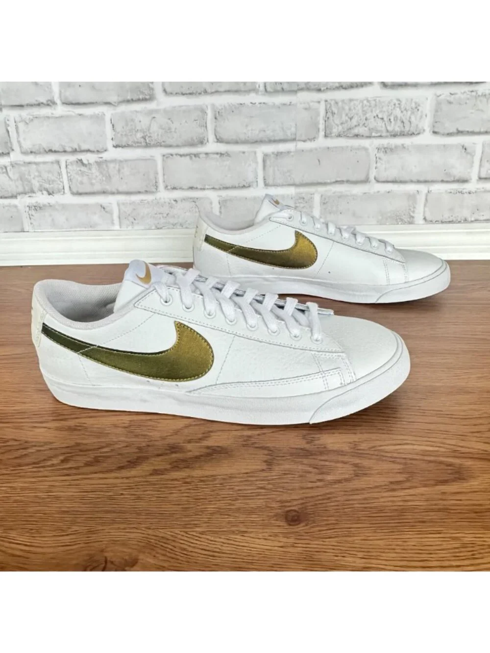⭐Nike Blazer Low Premium Sz 10 Mens Shoes White Metallic Gold Sneaker BQ7460-101
